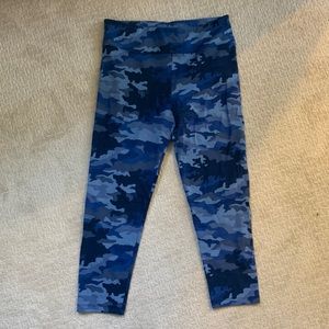 J. Crew stretch 23” capri leggings sz Medium